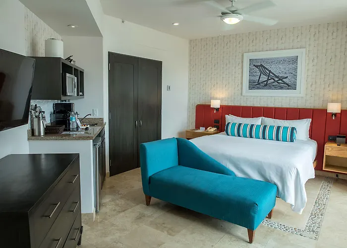 At Cabo And Hotel 5*