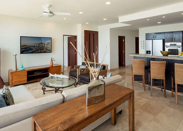 Hotel At Cabo And