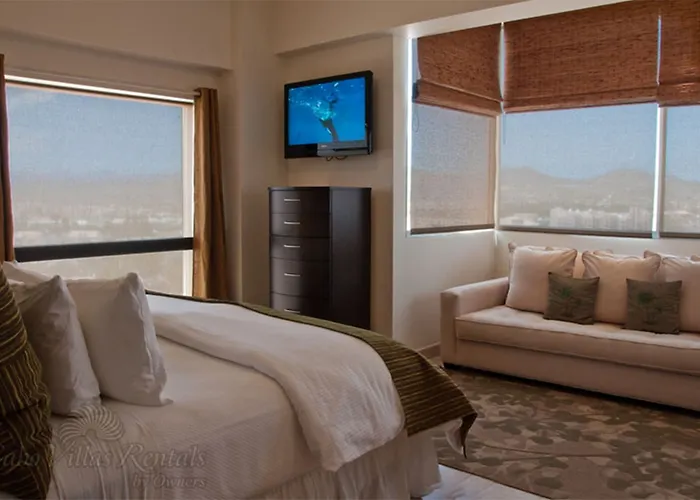 At Cabo And Hotel Cabo San Lucas